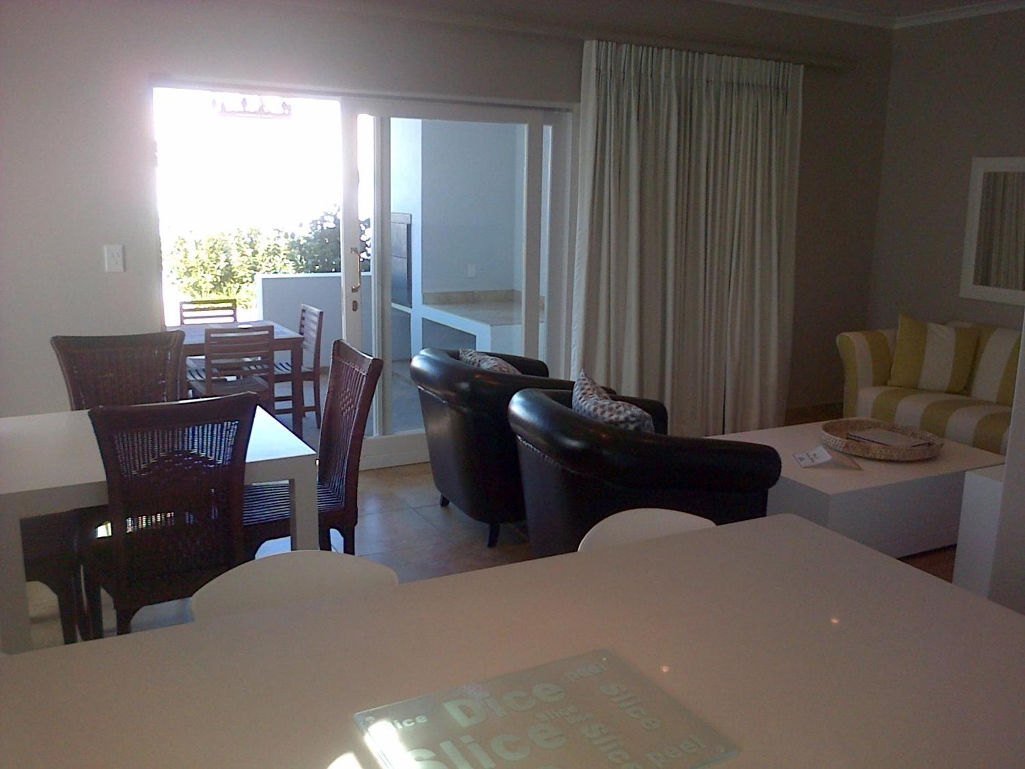 Kenjockity Self Catering Apartments Hermanus Quarto foto