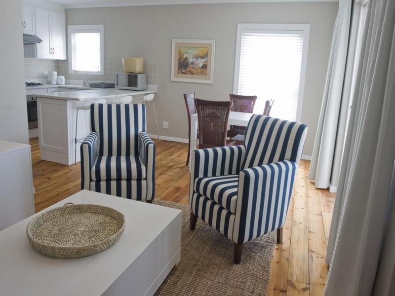 Kenjockity Self Catering Apartments Hermanus Quarto foto