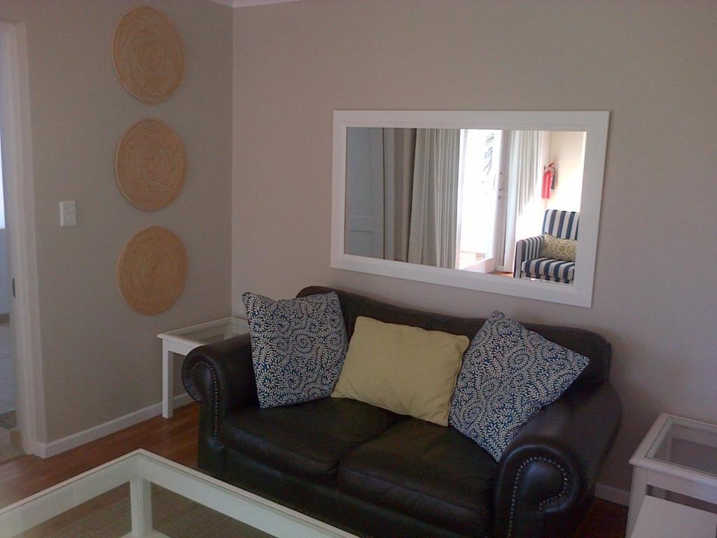 Kenjockity Self Catering Apartments Hermanus Exterior foto